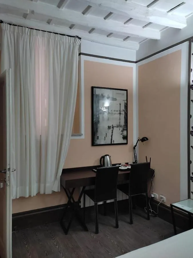 Relais Palazzo Taverna Bed & Breakfast Rome Italy