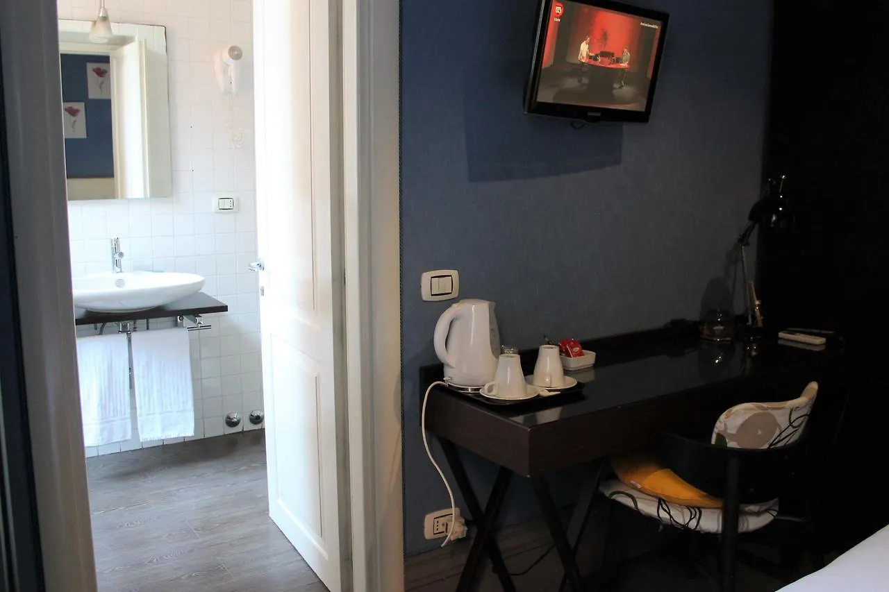 Relais Palazzo Taverna Bed & Breakfast Rome