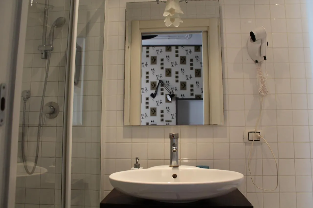 Relais Palazzo Taverna Bed & Breakfast Rome Guest house