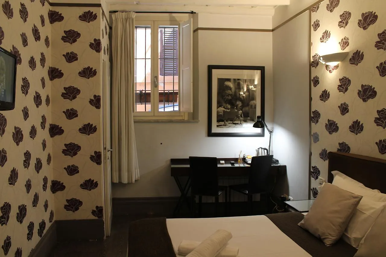 Relais Palazzo Taverna Rome Maison d'hôtes